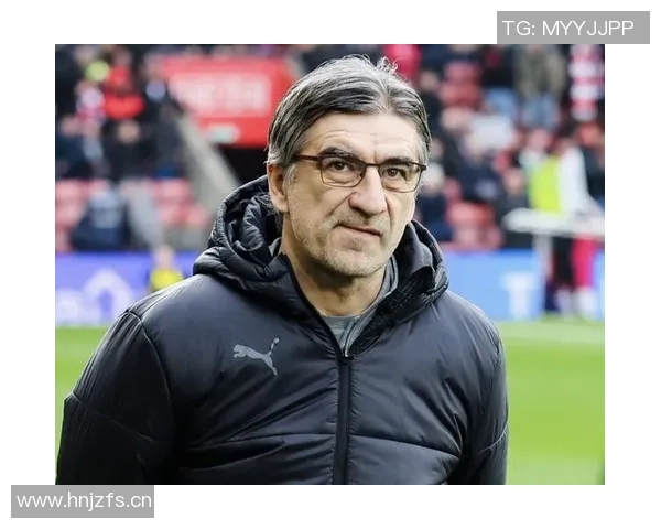 意甲主帅风云录:詹保罗屡次下课之谜与尤里奇的不败纪录