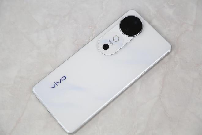 必一运动给到女生更美的自己 vivo S19做得更全更细(图4)