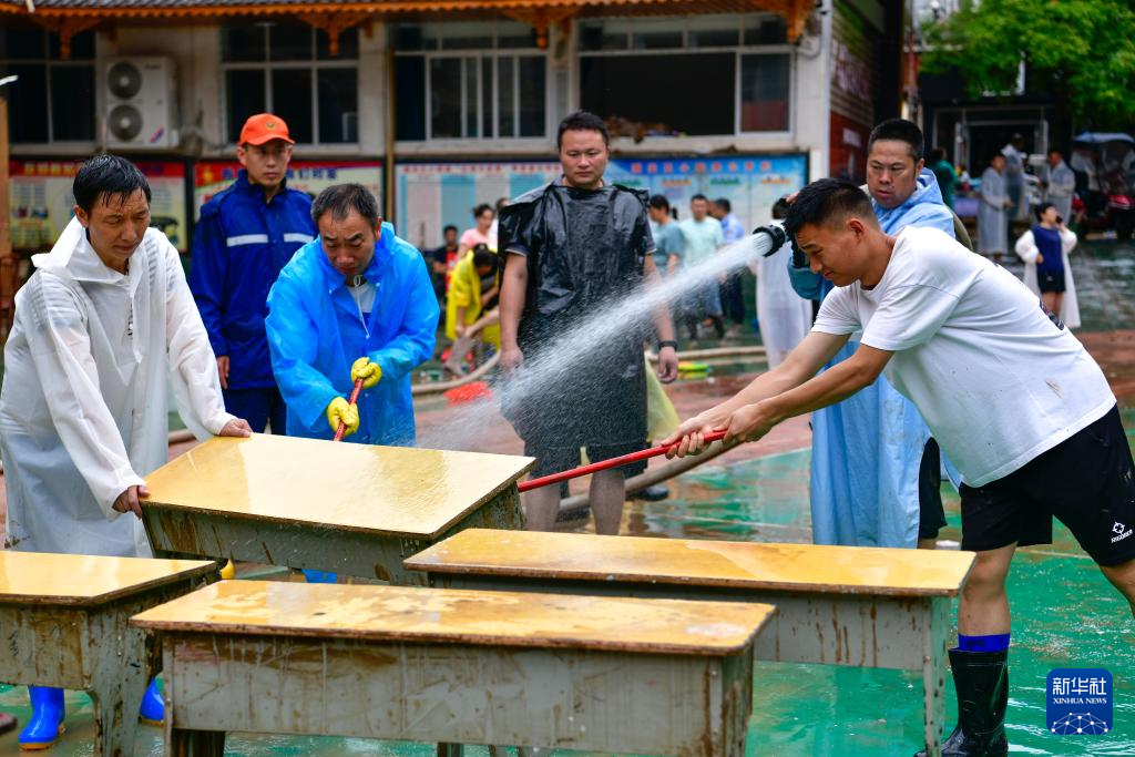 必一运动贵州镇远：洪灾后 忙恢复(图7)