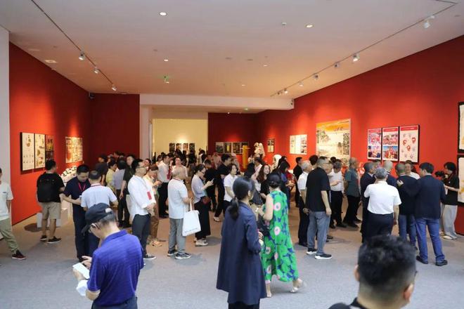 必一运动现场｜第十四届全国美术作品展览艺术设计作品展在重庆开幕(图4)