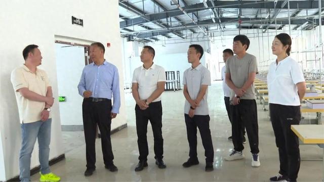 必一运动福建玮祺服饰有限公司四川沐米分公司、厦门分公司来舟曲县考察招商引资项目(图1)