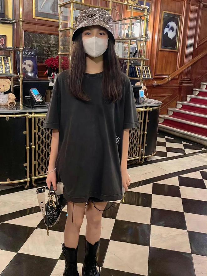 必一运动同样是富养女儿李湘和黄磊女儿的包品居然是英美式教育之争？(图22)